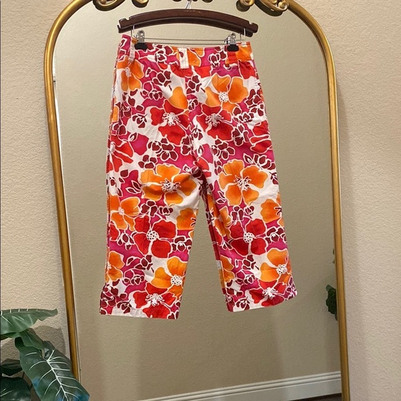 New York & Conpany Vibrant Floral Cropped Pants Size 12 - Picture 4 of 6